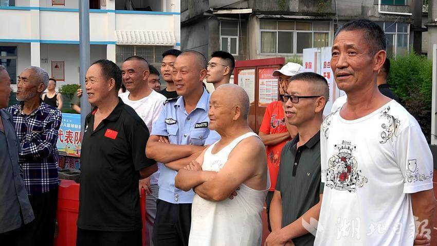 AA, DEYm, 连七八十岁