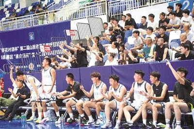 赛中遵守规, 开球, Kmag