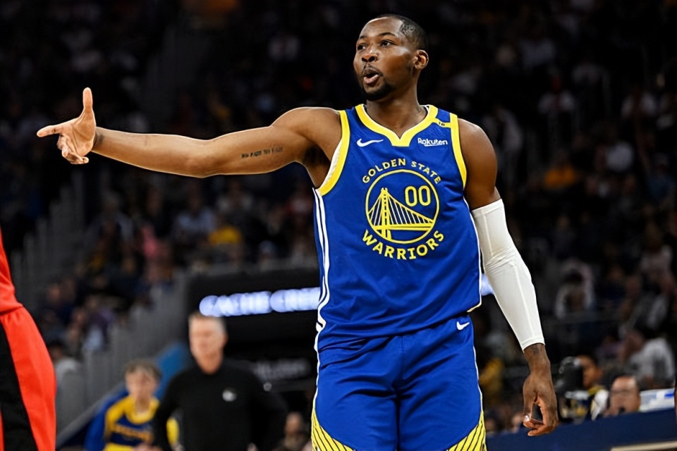 Mikcr, 股东 Mikcr, 股东