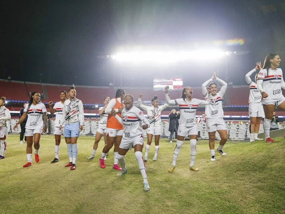 行现场直播 行现场直播